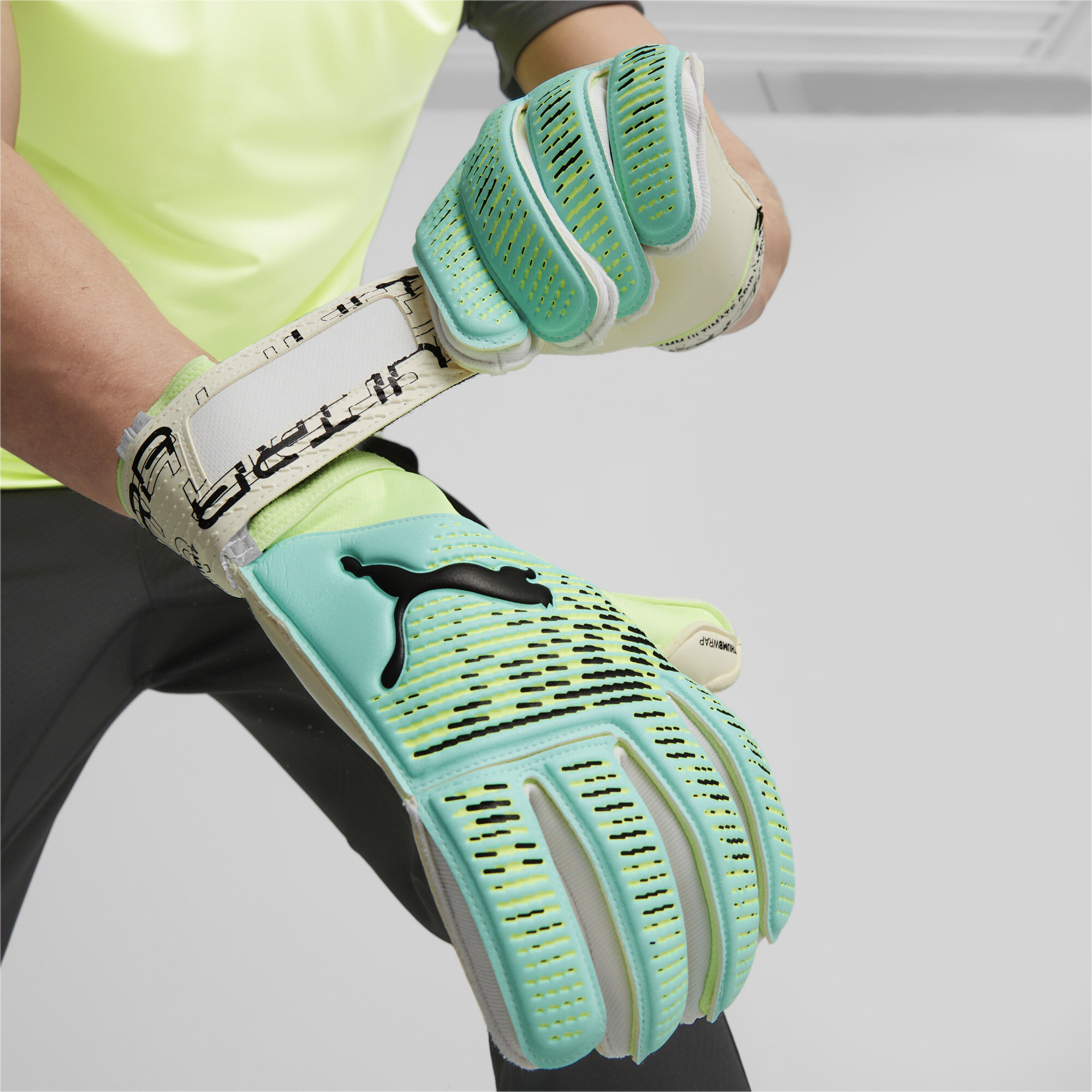 Puma ULTRA Grip 2 RC Goalkeeper Gloves, Green, Size 7, Accessories
