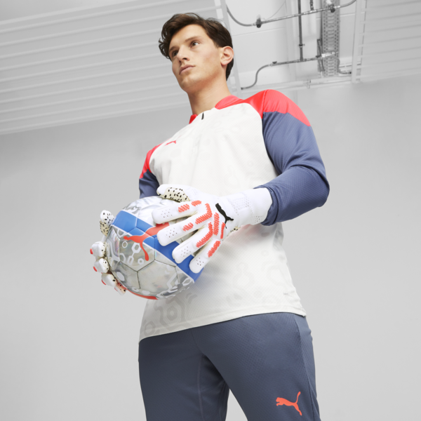 FUTURE Ultimate Negative Cut Football Goalkeeper Gloves, PUMA White-Fire Orchid, large-ZAF
