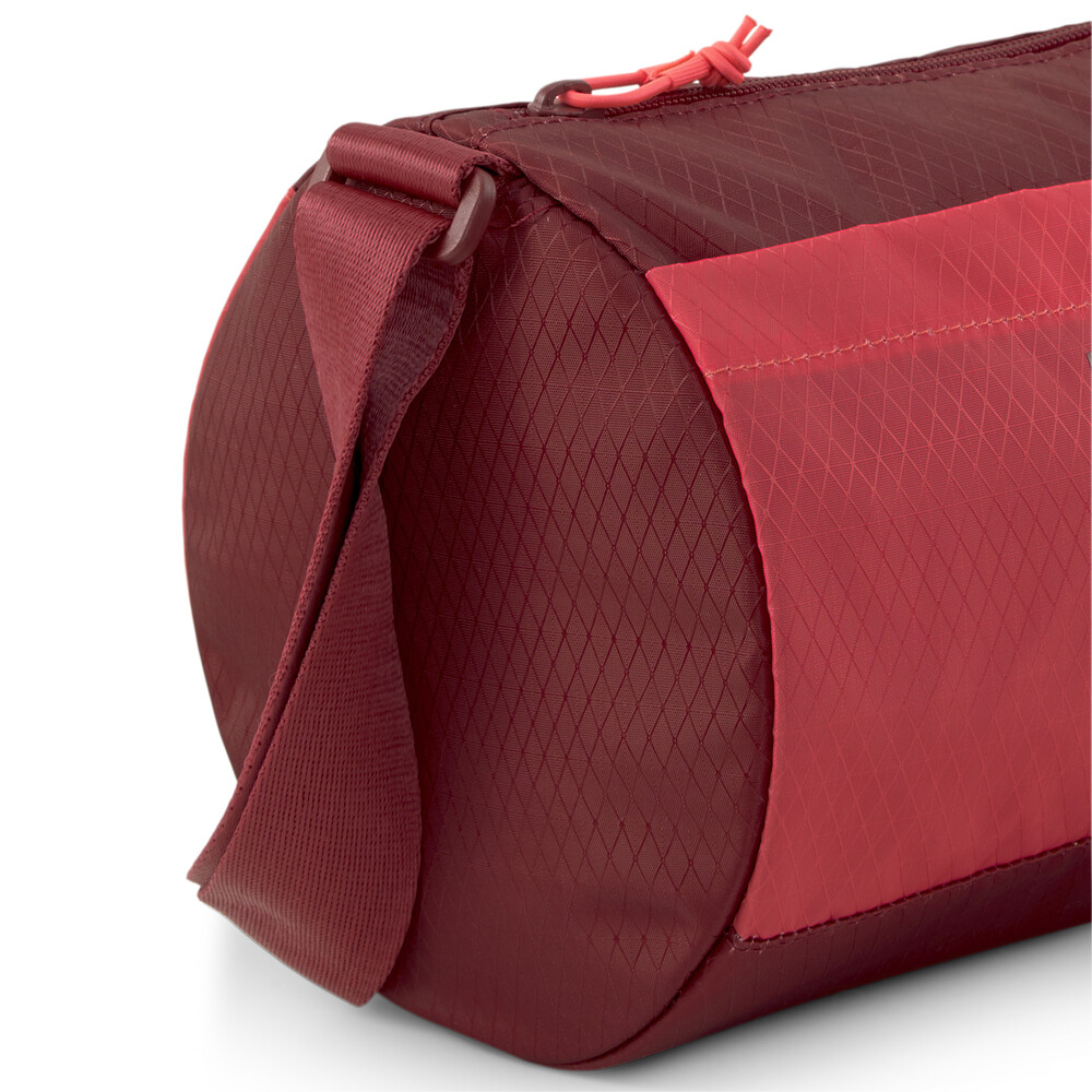 фото Сумка base women’s barrel bag puma