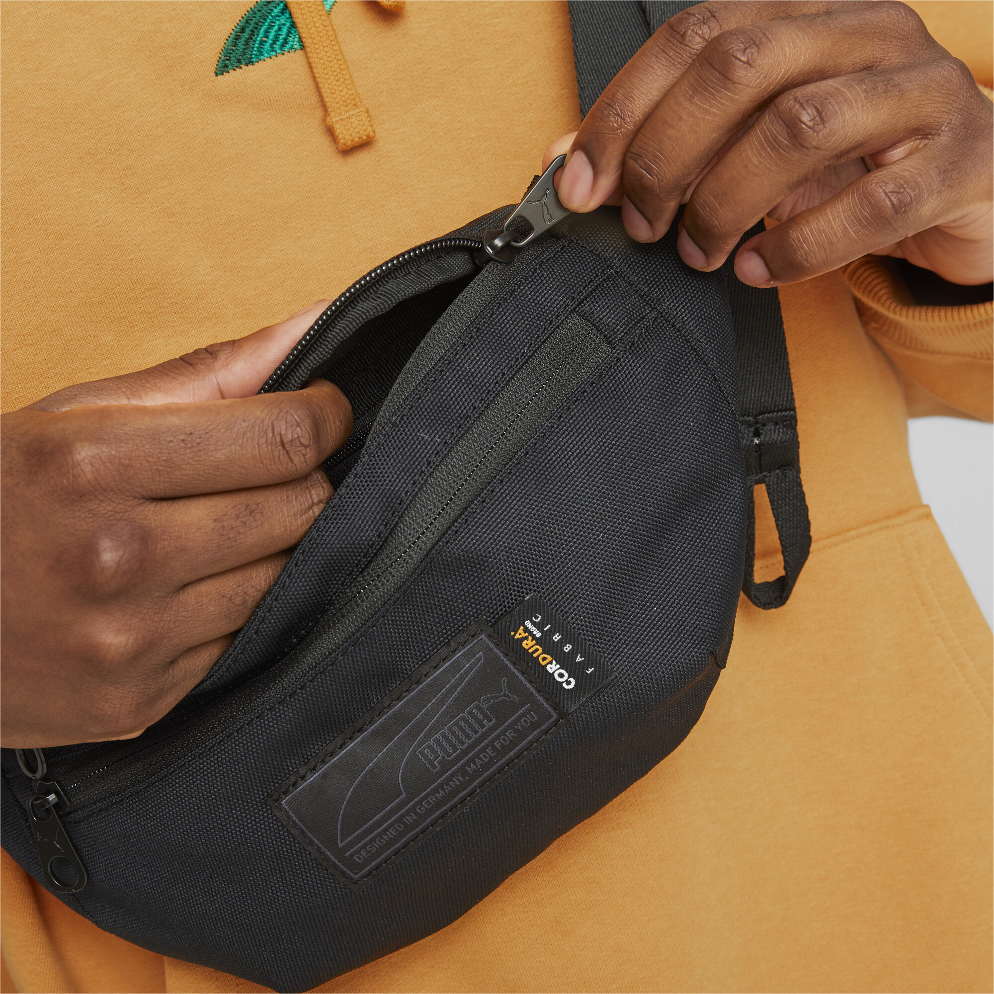 Men's PUMA Axis Waist Bag In Black