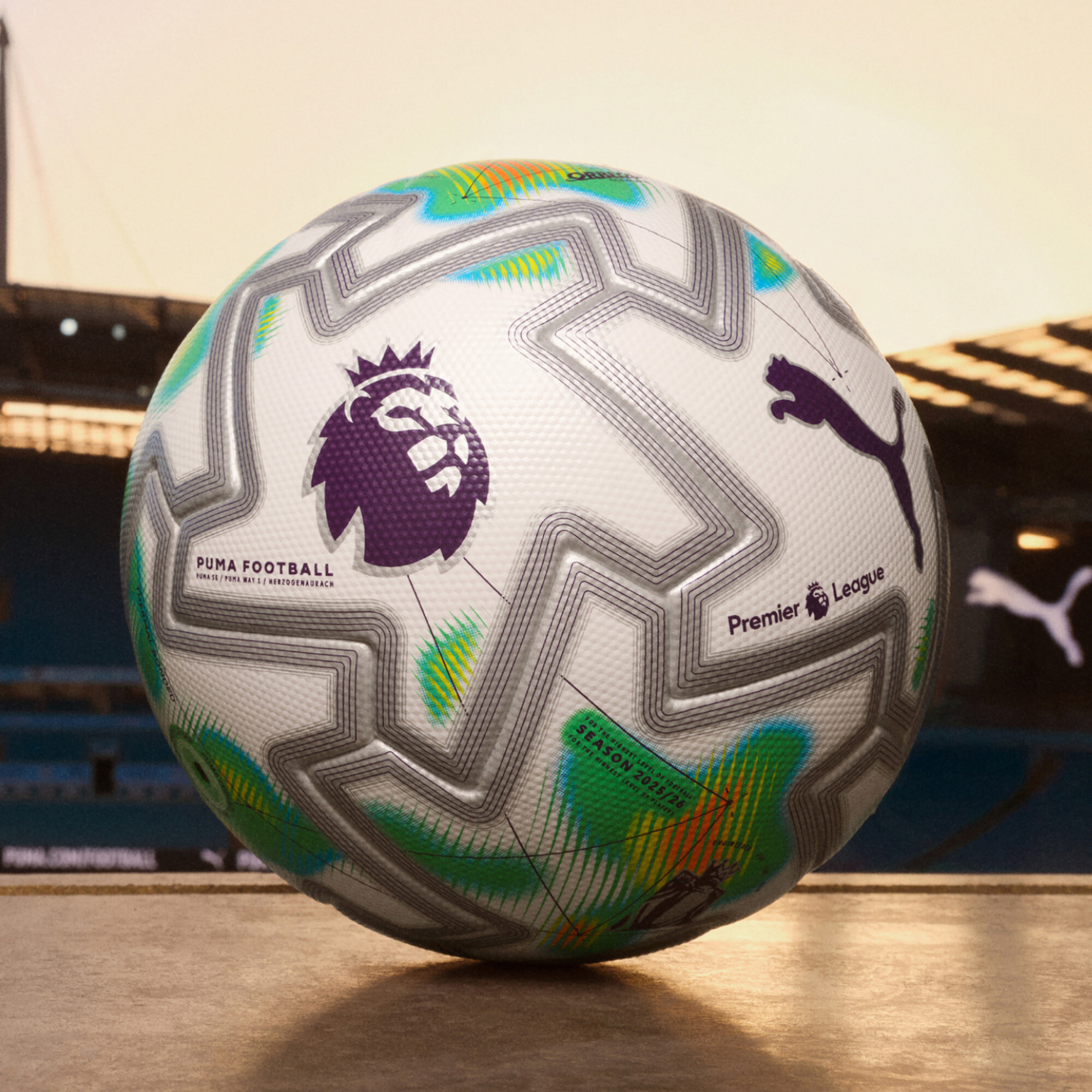 PUMA Orbita Ultimate Premier League Thrill Football (FIFA® Quality Pro), Wit/Meerkleurig, Maat 5 thumbnail 2