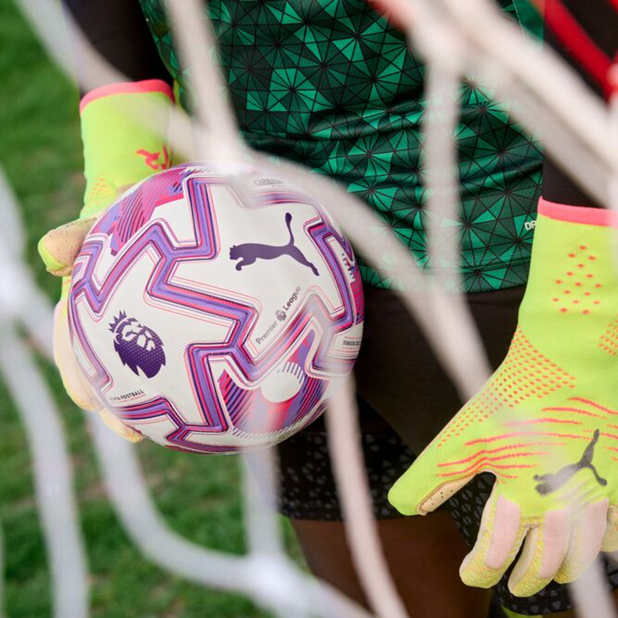 PUMA Orbita Pro Premier League Brilliance voetbal (FIFAÂ® Quality Pro), Wit/Meerkleurig, Maat 3 thumbnail 3