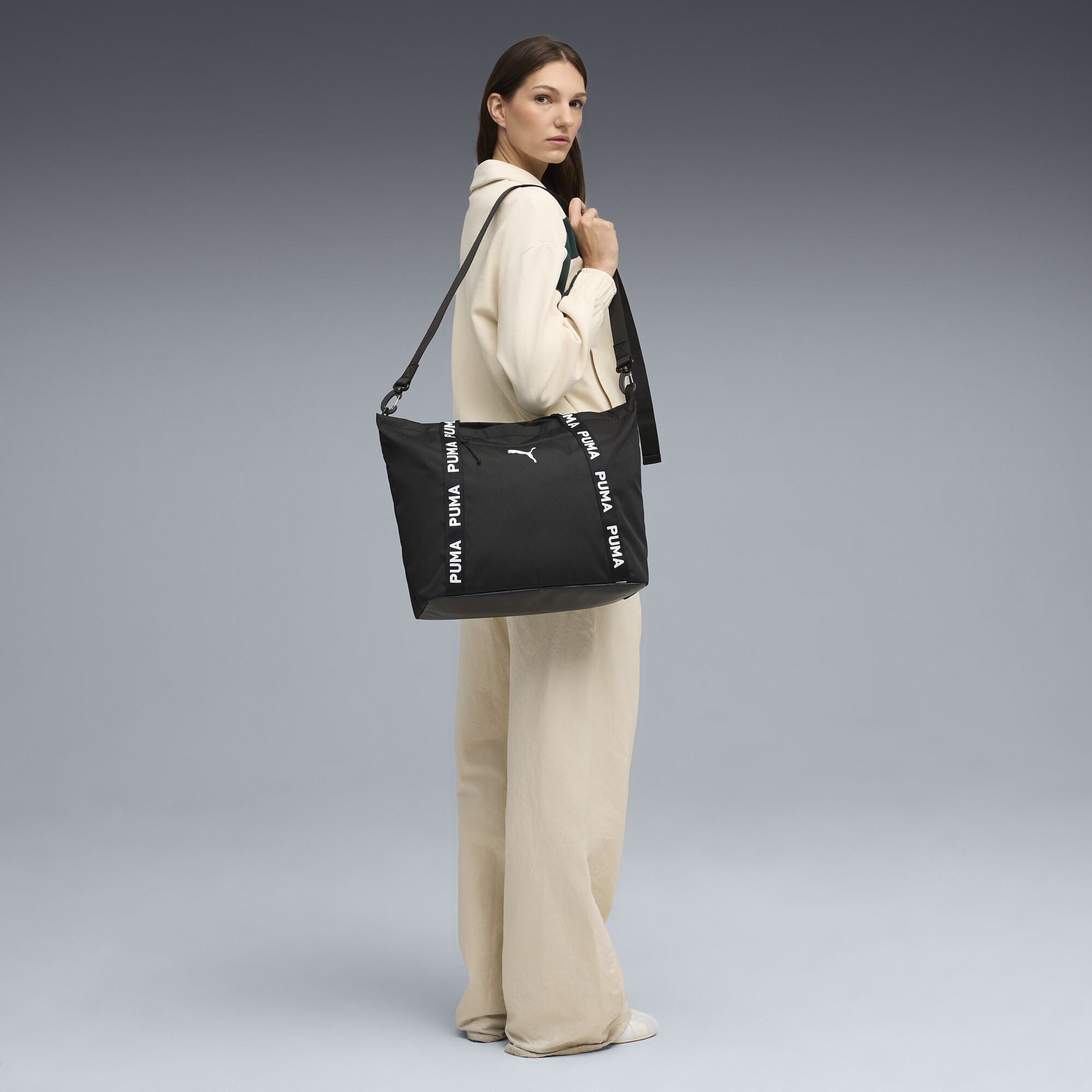 PUMA Essentials Training shopper voor Dames, Zwart thumbnail 4