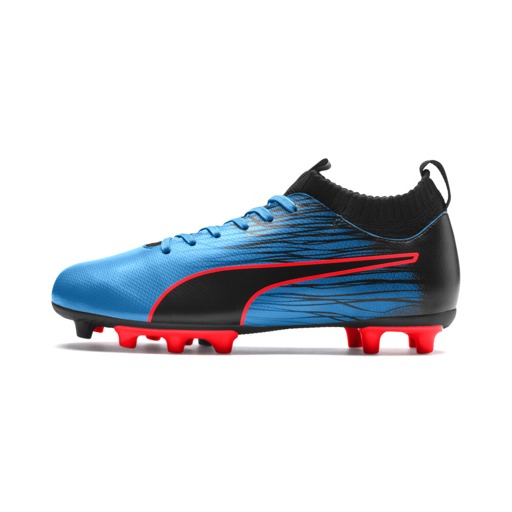 children's puma football boots