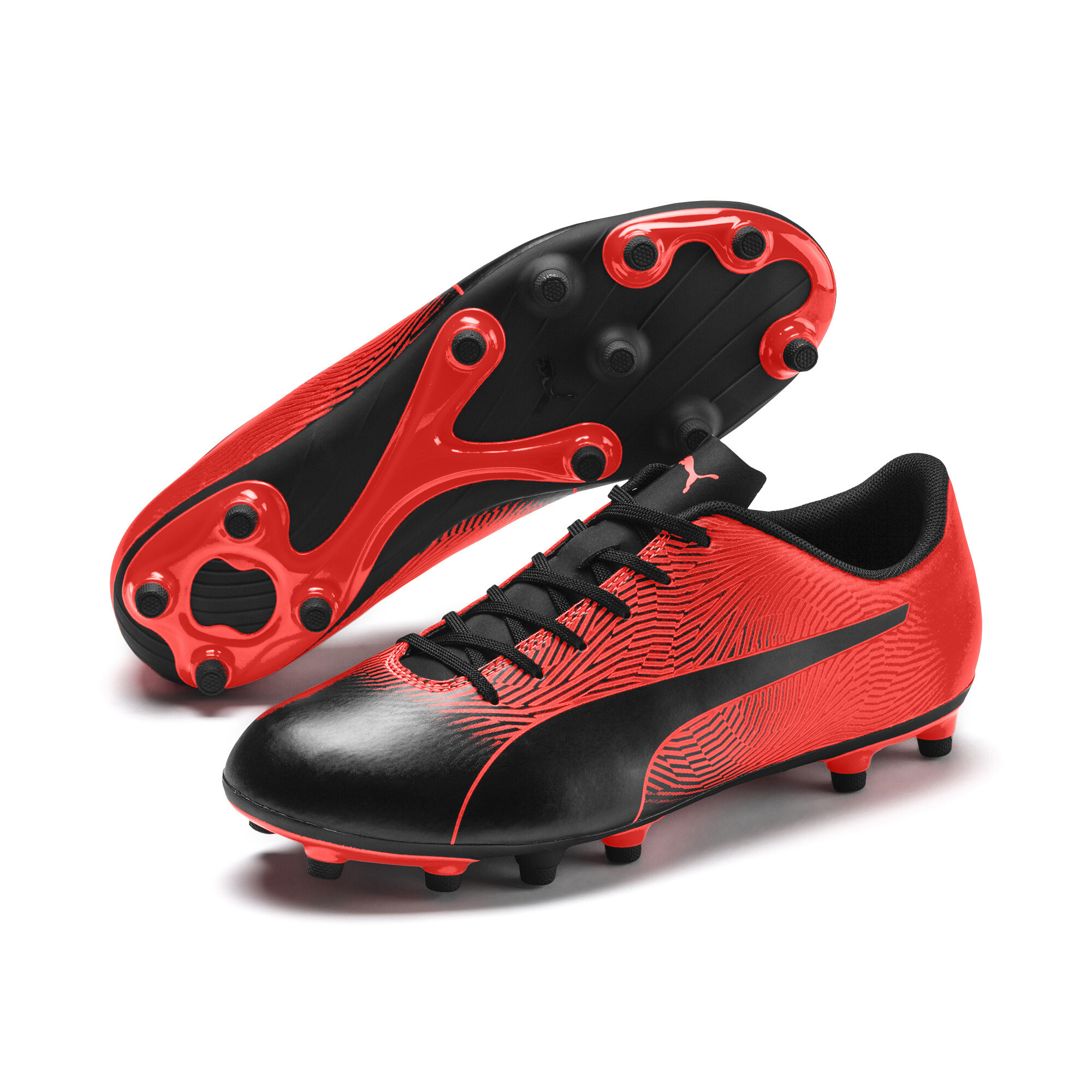 soccer cleats outlet