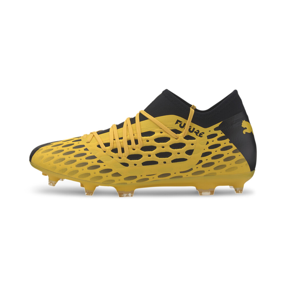 puma football shoes yellow