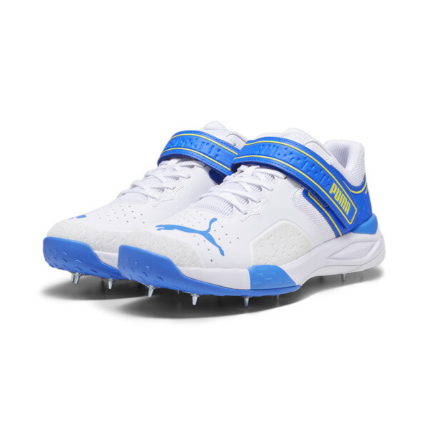 Cricket bowling shoes for mens online