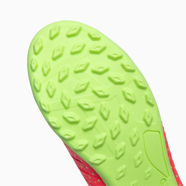 Tacos juveniles FUTURE 4.4 TT, Fiery Coral-Fizzy Light-Puma Black-Salmon, large-MEX