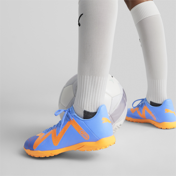 FUTURE Play TT Football Boots Unisex, Blue Glimmer-PUMA White-Ultra Orange, large-ZAF