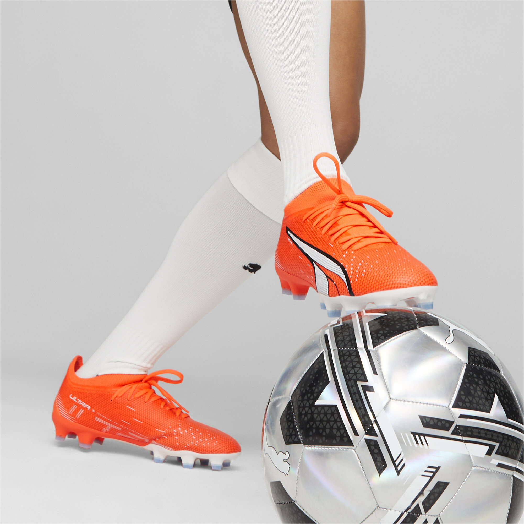 Women's PUMA ULTRA Match FG/AG Football Boots Women In Orange, Size EU 38.5