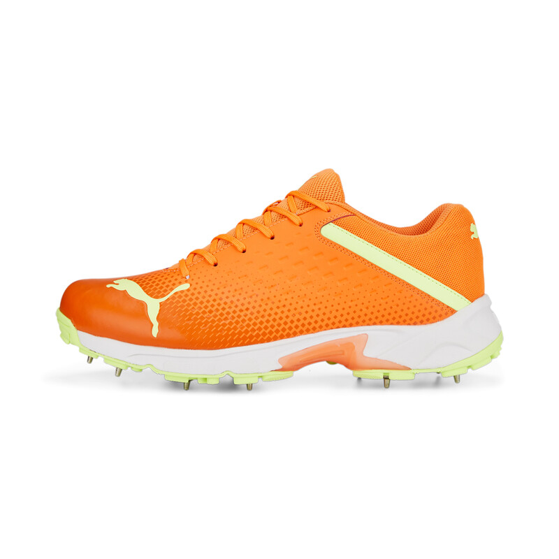 Puma cricket shoes hot sale