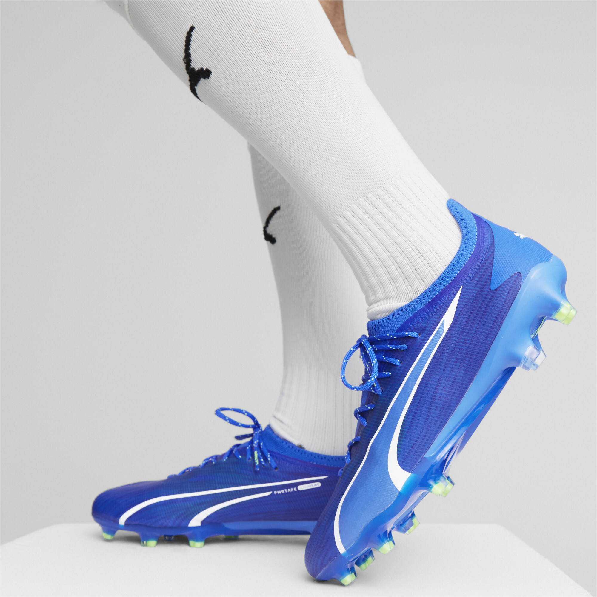 Men's PUMA ULTRA ULTIMATE FG/AG Football Boots In Blue, Size EU 47