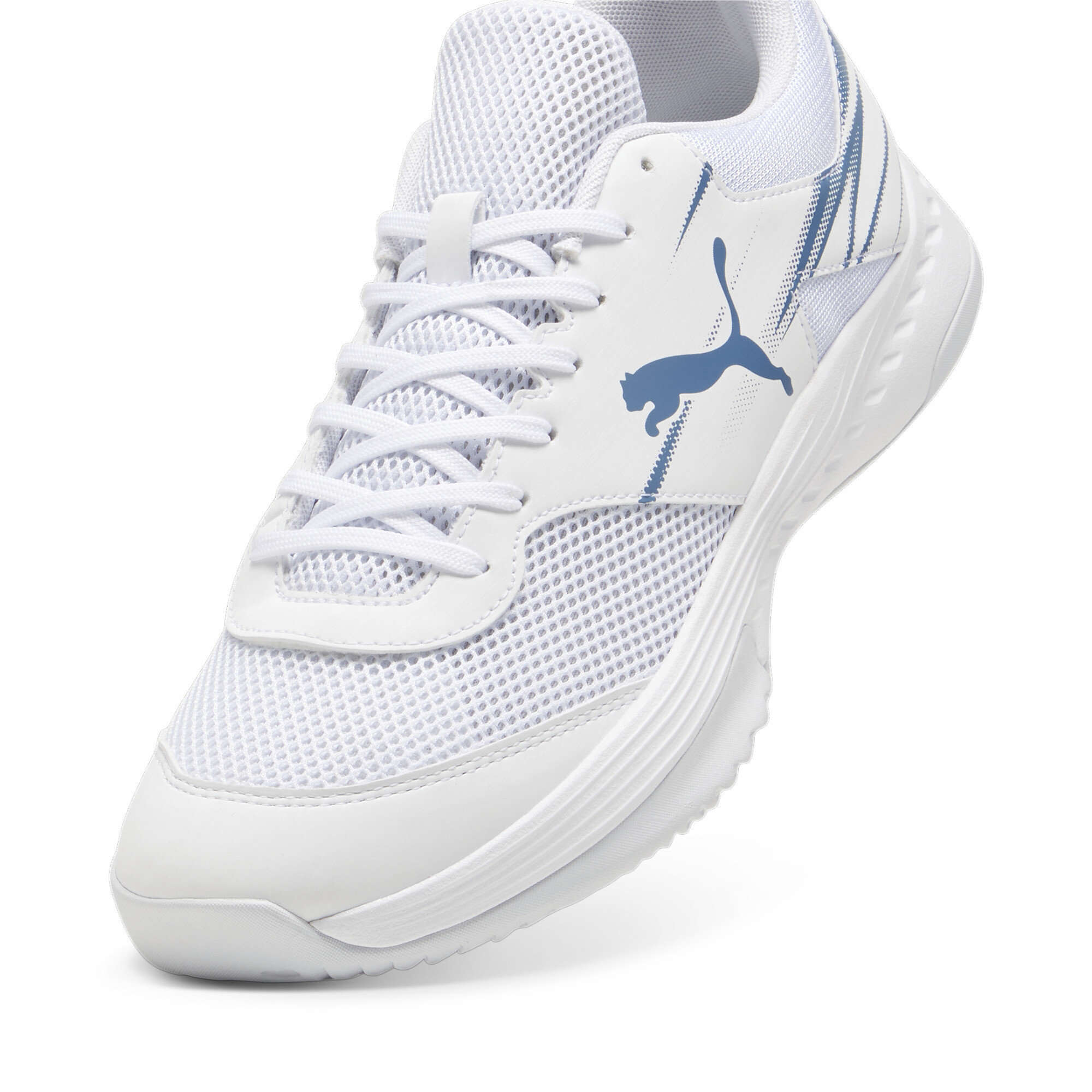 Puma varion ii in de kleur wit.