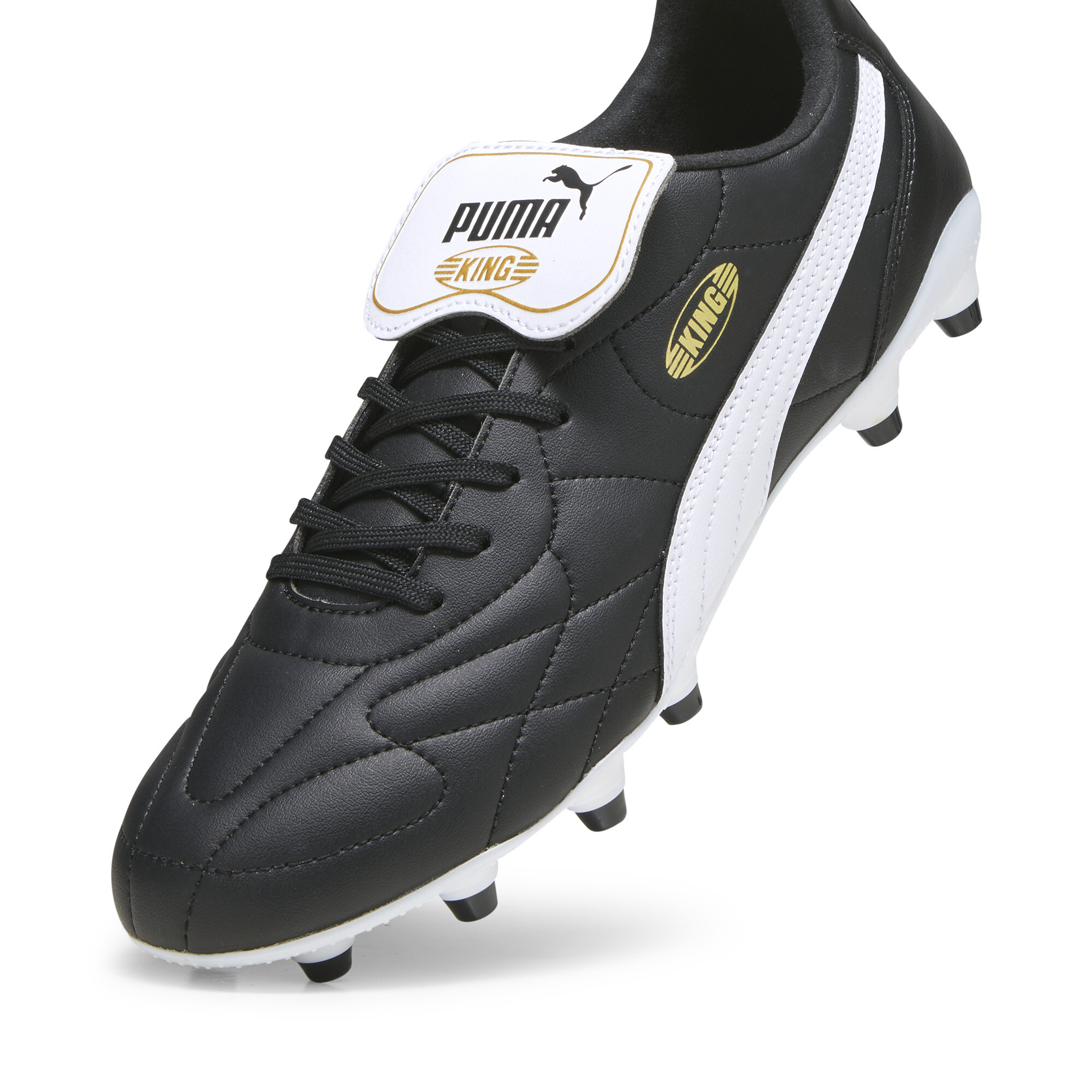 Men's PUMA KING TOP FG/AG Football Boots In Black, Size EU 47