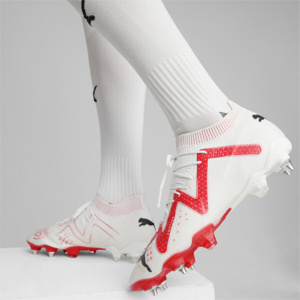 FUTURE ULTIMATE MxSG Men s Football Boots white PUMA