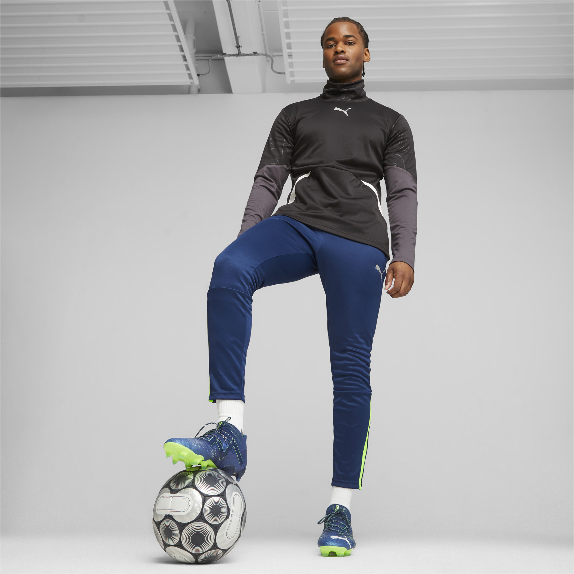 Men's PUMA FUTURE ULTIMATE FG/AG Football Boots In Blue, Size EU 42.5