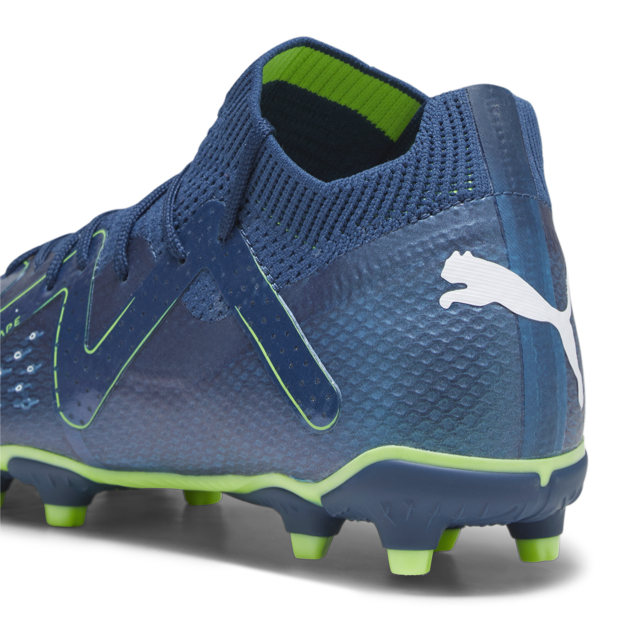Puma FUTURE PRO FG/AG Youth Football Boots, Blue, Size 30, Shoes