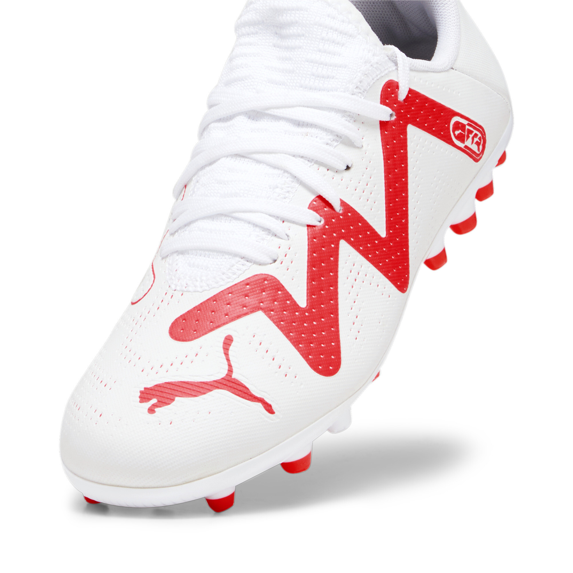 Puma FUTURE PLAY MG Youth Football Boots, White, Size 34.5, Shoes