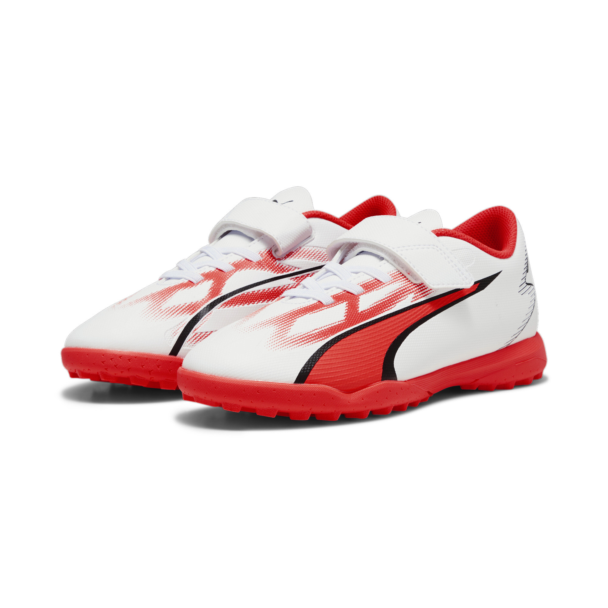 PUMA ULTRA PLAY TT Youth Football Boots In White, Size EU 35.5