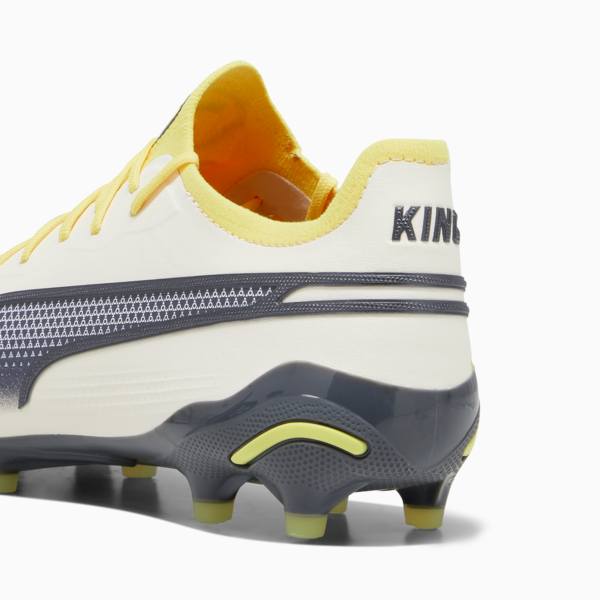 Botines de fútbol Puma KING ULTIMATE FG/AG, Alpine Snow-Asphalt-Yellow Blaze, large-ARG