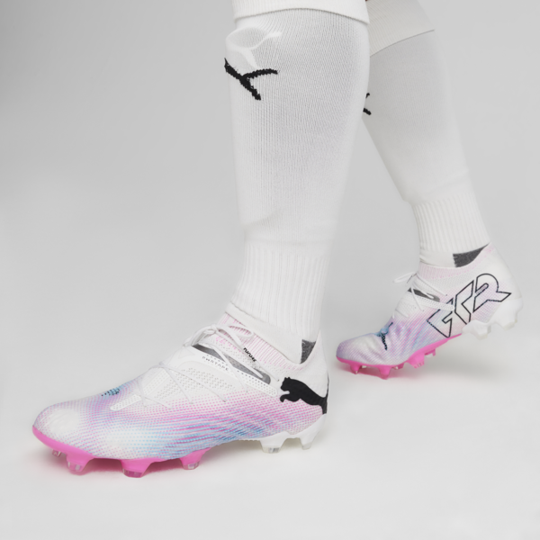Botines de fútbol FUTURE 7 ULTIMATE FG/AG, PUMA White-PUMA Black-Poison Pink, large-ARG