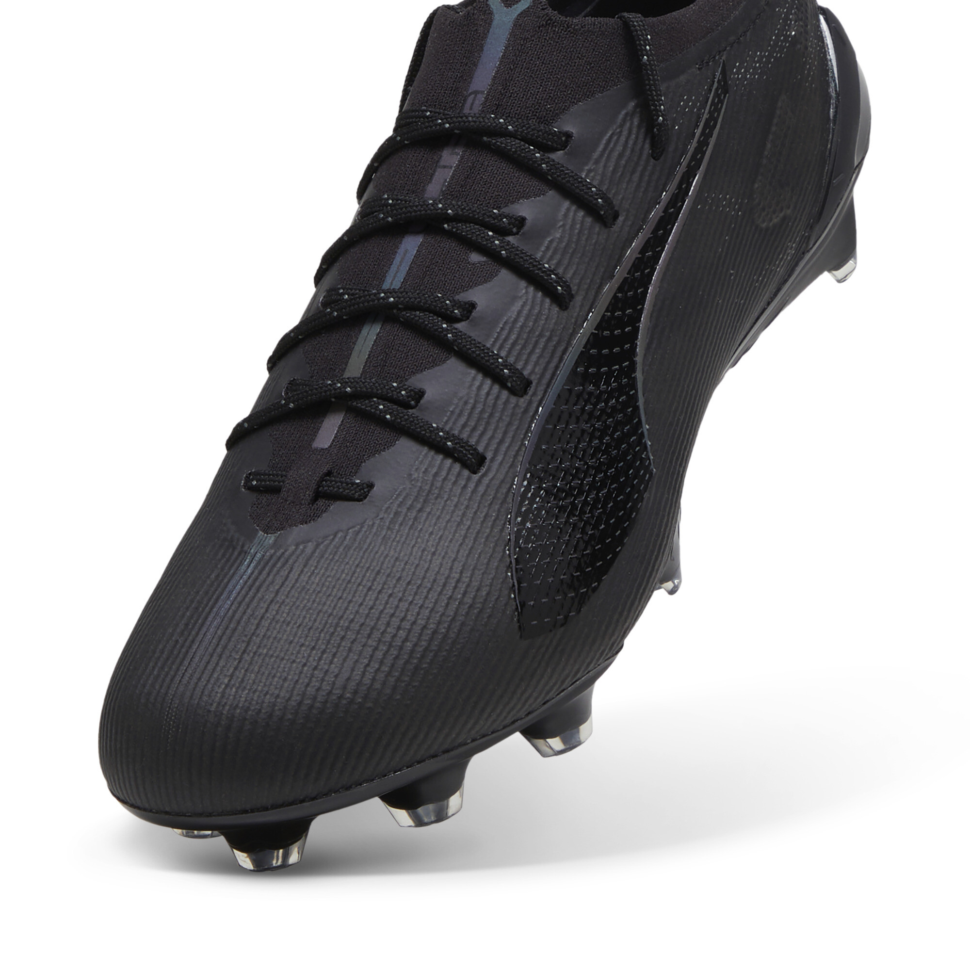 Men's PUMA ULTRA 5 ULTIMATE FG Football Boots In Black, Size EU 40.5