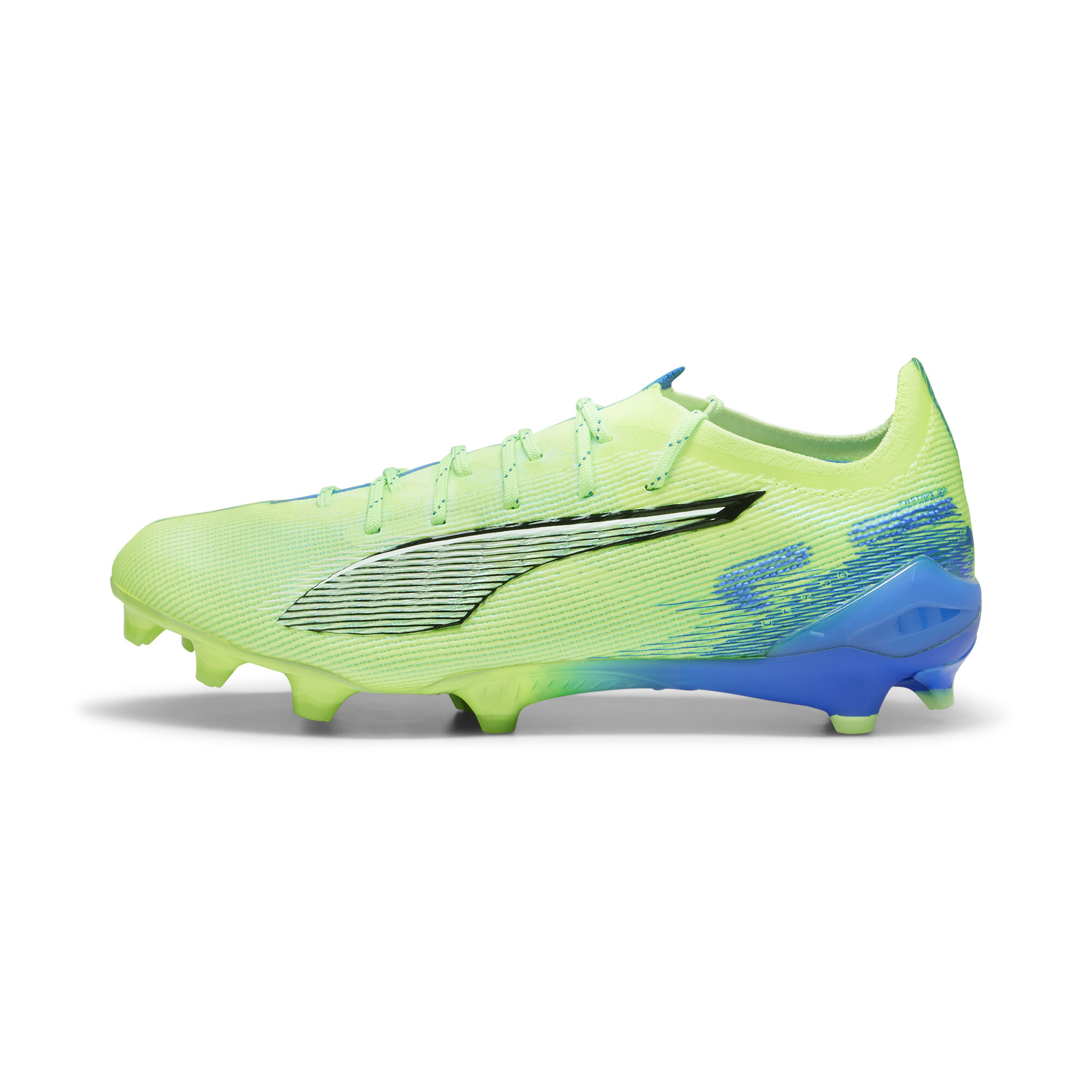 PUMA ULTRA 5 ULTIMATE FG Football Boots in Fizzy Apple PUMA White Bluemazing Size 4