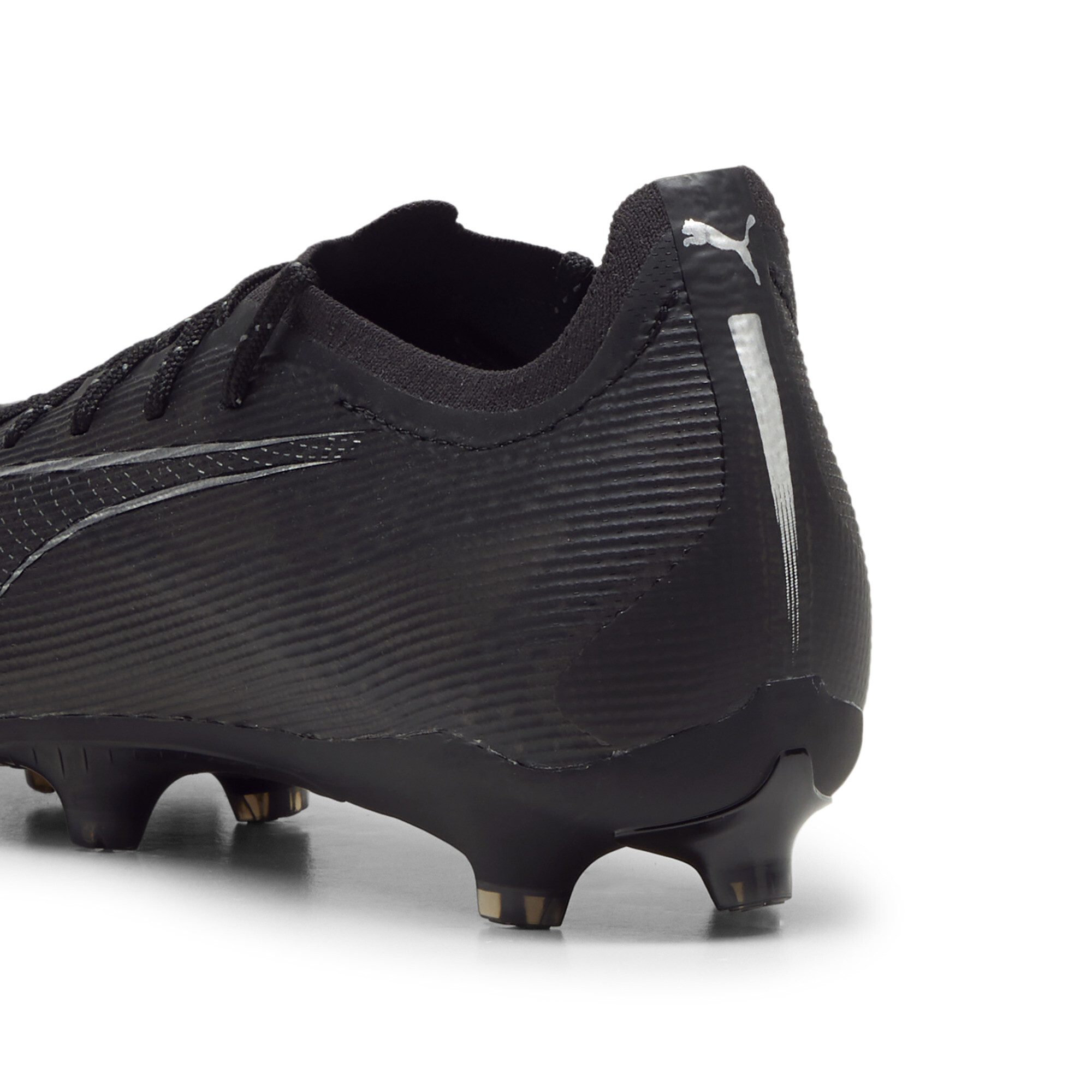 Puma ULTRA 5 PRO FG/AG Football Boots, Black, Size 48, Shoes