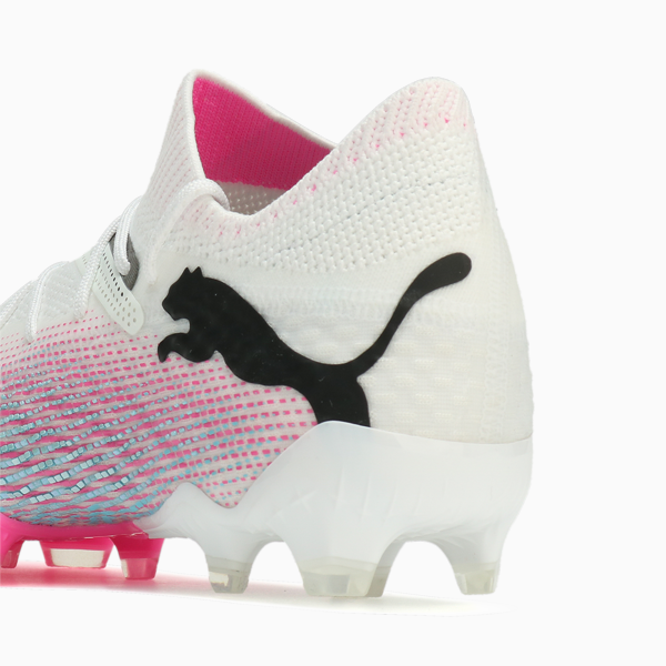 Botines de fútbol FUTURE 7 ULTIMATE FG/AG para mujer, PUMA White-PUMA Black-Poison Pink, large-ARG