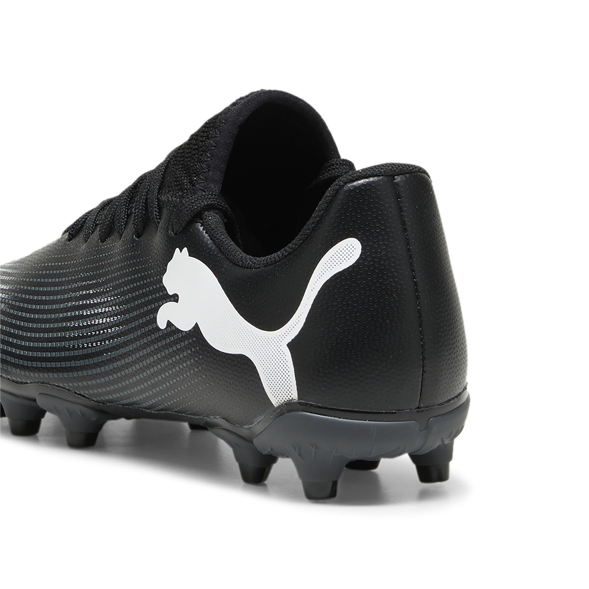 PUMA FUTURE 7 PLAY FG/AG Youth Football Boots In 10 - Black, Size EU 34