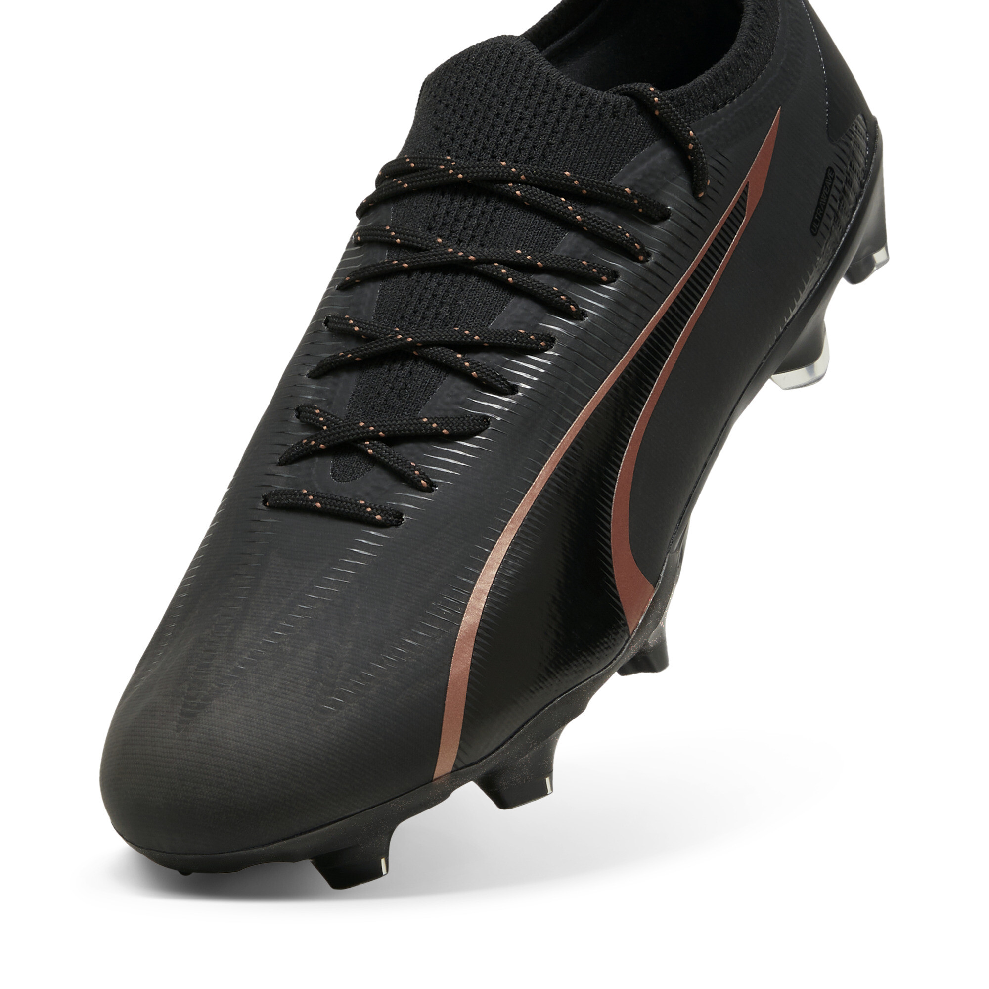 Men's PUMA ULTRA ULTIMATE FG/AG Football Boots In Black, Size EU 44.5