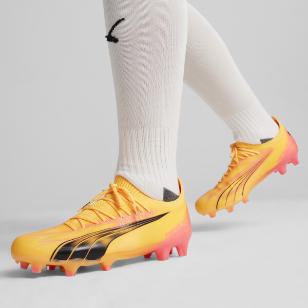 Puma yellow football boots hot sale