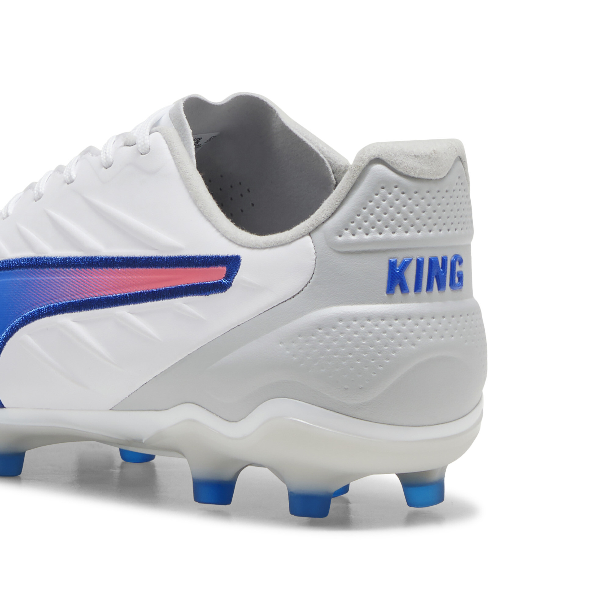 Women's Puma KING PRO FG/AG Football Boots, White, Size 41, Shoes