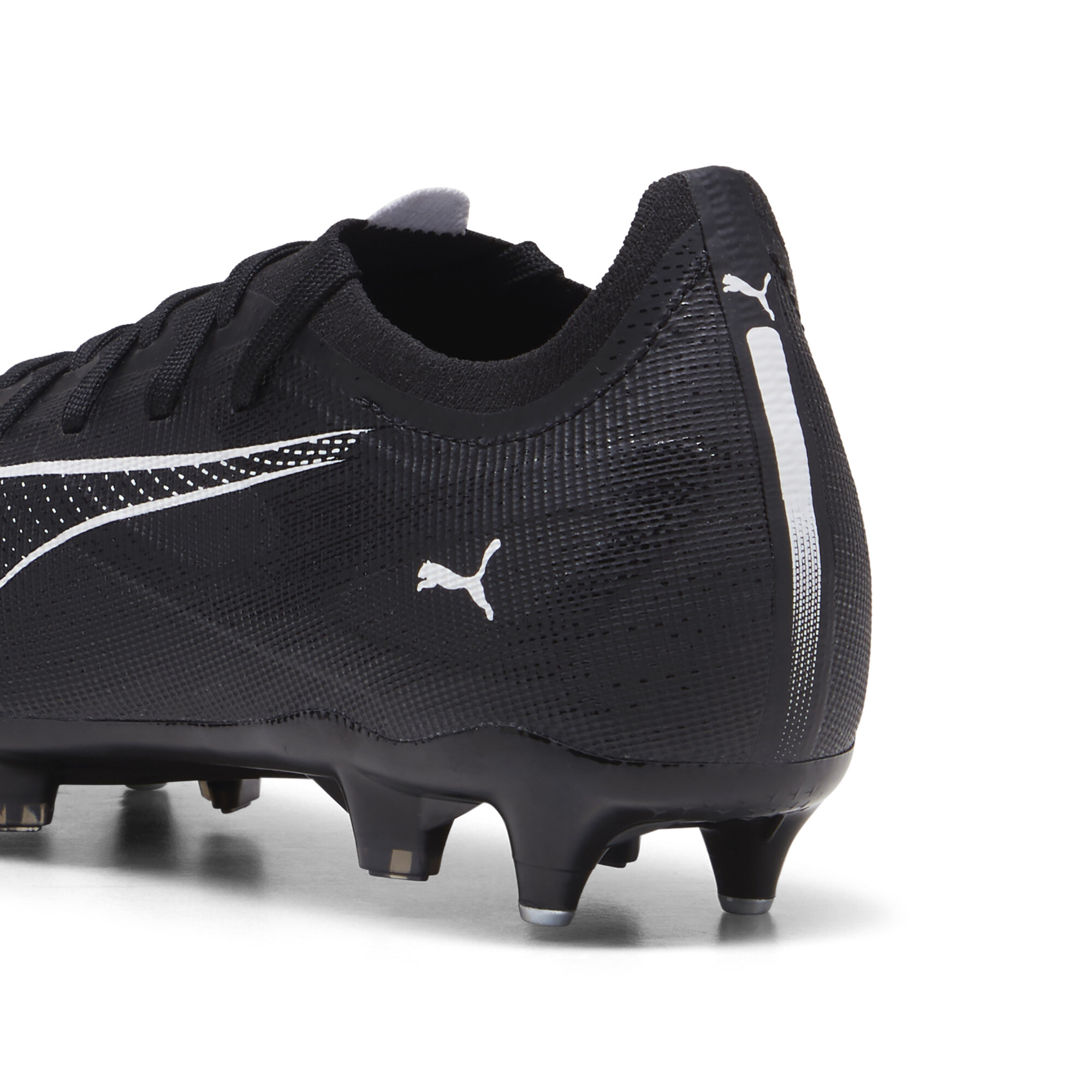 Puma ULTRA 5 MATCH Mx SG Football Boots, Black, Size 43, Shoes