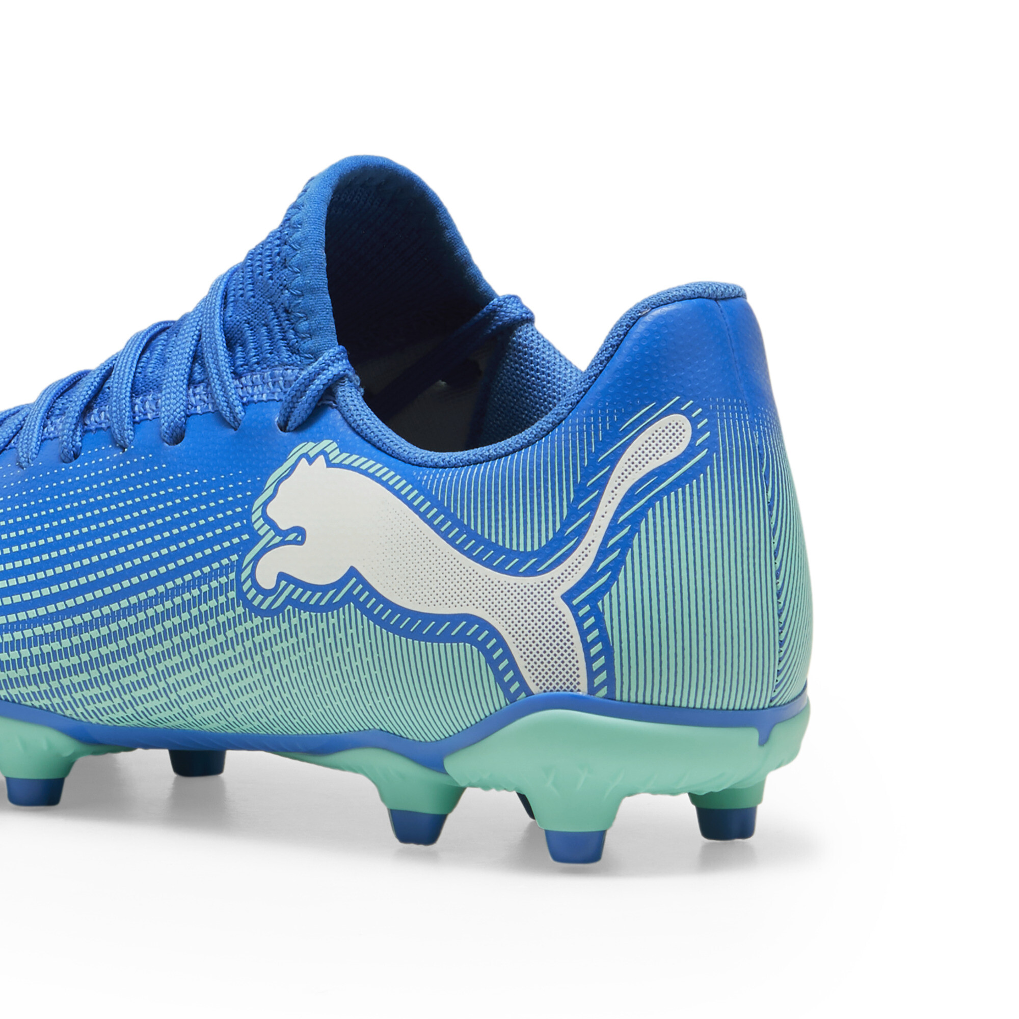 PUMA FUTURE 7 PLAY FG/AG Football Boots Youth In Blue, Size EU 38.5