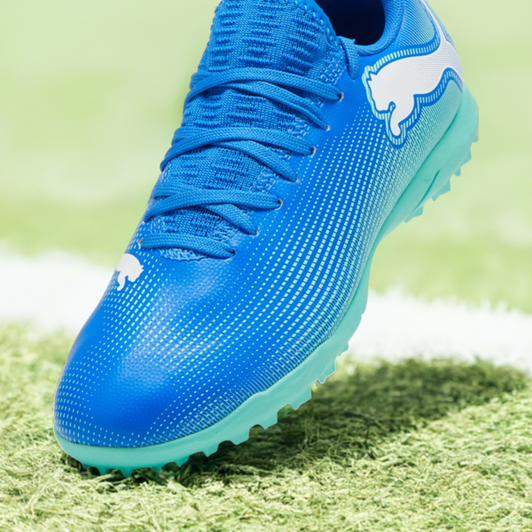 FUTURE 7 PLAY TT Football Boots Youth, Hyperlink Blue-Mint-PUMA White, large-MEX