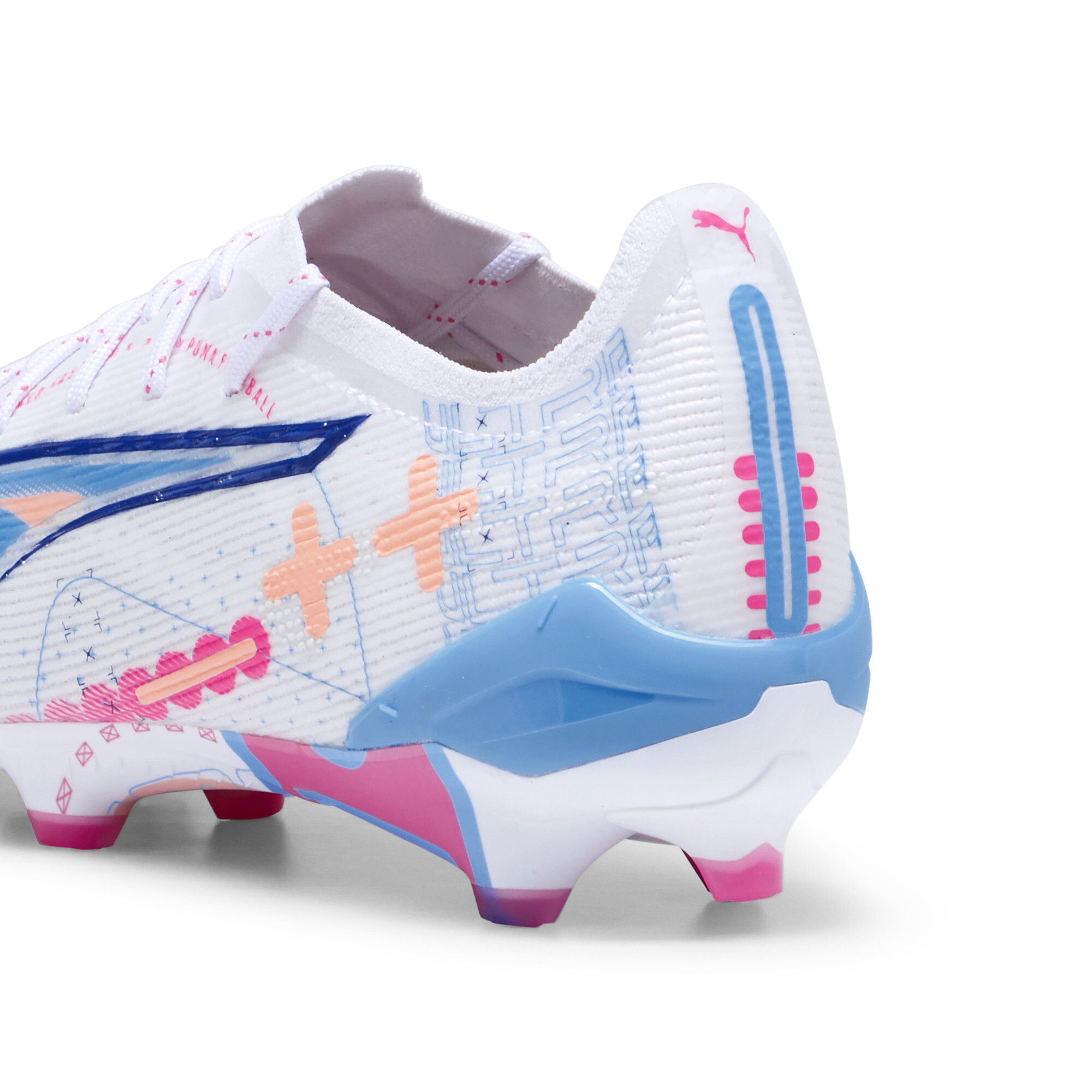 Men's PUMA ULTRA 5 ULTIMATE VOLUME UP FG Football Boots In White/Pink, Size EU 42