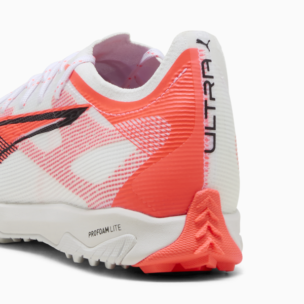 Tacos de fútbol ULTRA 5 PLAY CAGE, PUMA White-PUMA Black-Glowing Red, large-MEX