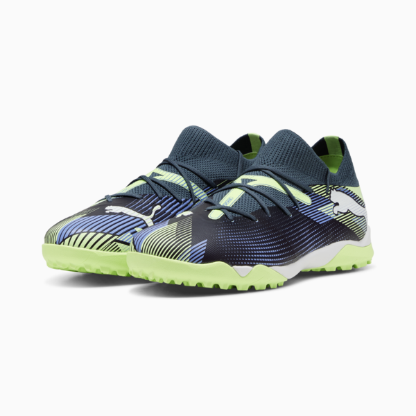 Botines de futsal Future 7 Match TT para mujer, Gray Skies-PUMA White-Fizzy Apple, large-ARG