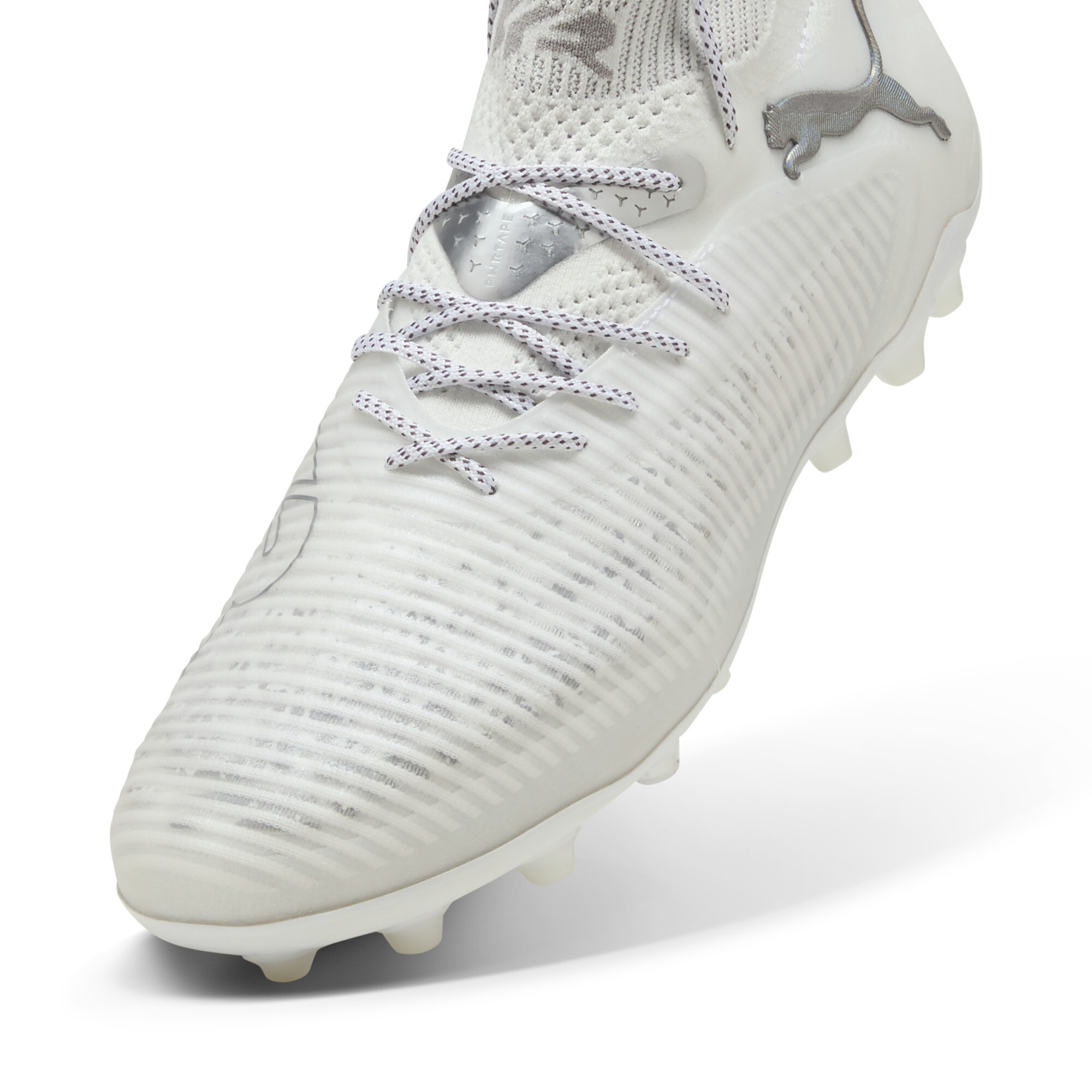 PUMA FUTURE 8 ULTIMATE MG voetbalschoenen uniseks, Wit/Zilver, Maat 40 thumbnail 2
