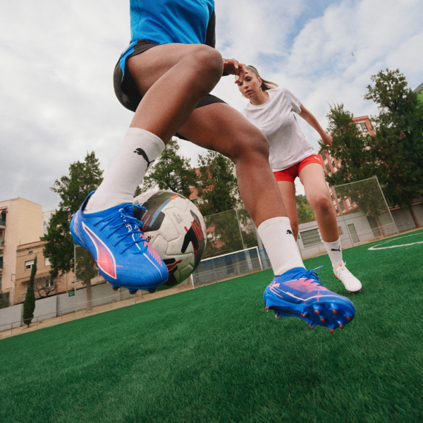 ULTRA 6 ULTIMATE FG Football Boots Women, Ultra Blue-PUMA White-Glowing Red, large-ZAF