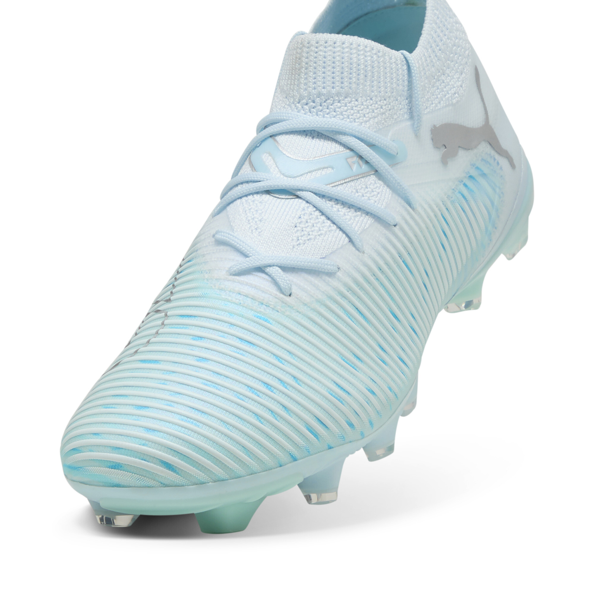 PUMA FUTURE 8 MATCH LIGHT UP FG/AG voetbalschoenen voor Dames, Blauw/Wit/Zilver