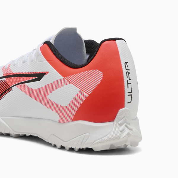 Botines de fútbol ULTRA 5 PLAY TT, PUMA White-PUMA Black-Glowing Red, large-ARG