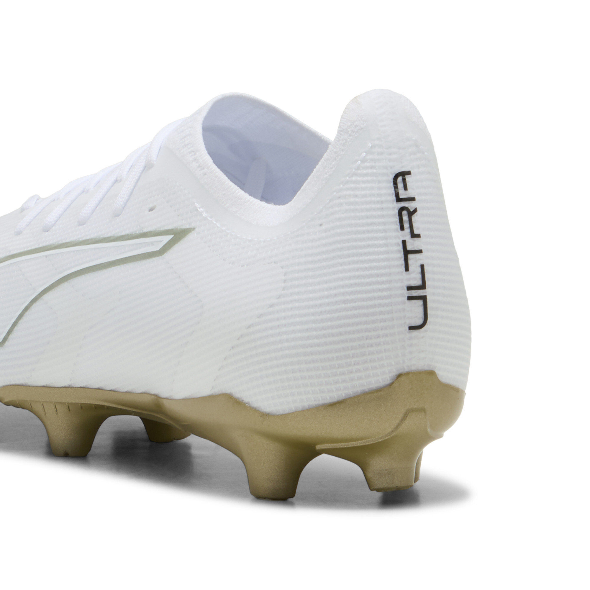 PUMA ULTRA 6 MATCH FG/AG uniseks voetbalschoenen, Zwart/Wit/Goud, Maat 52 thumbnail 5