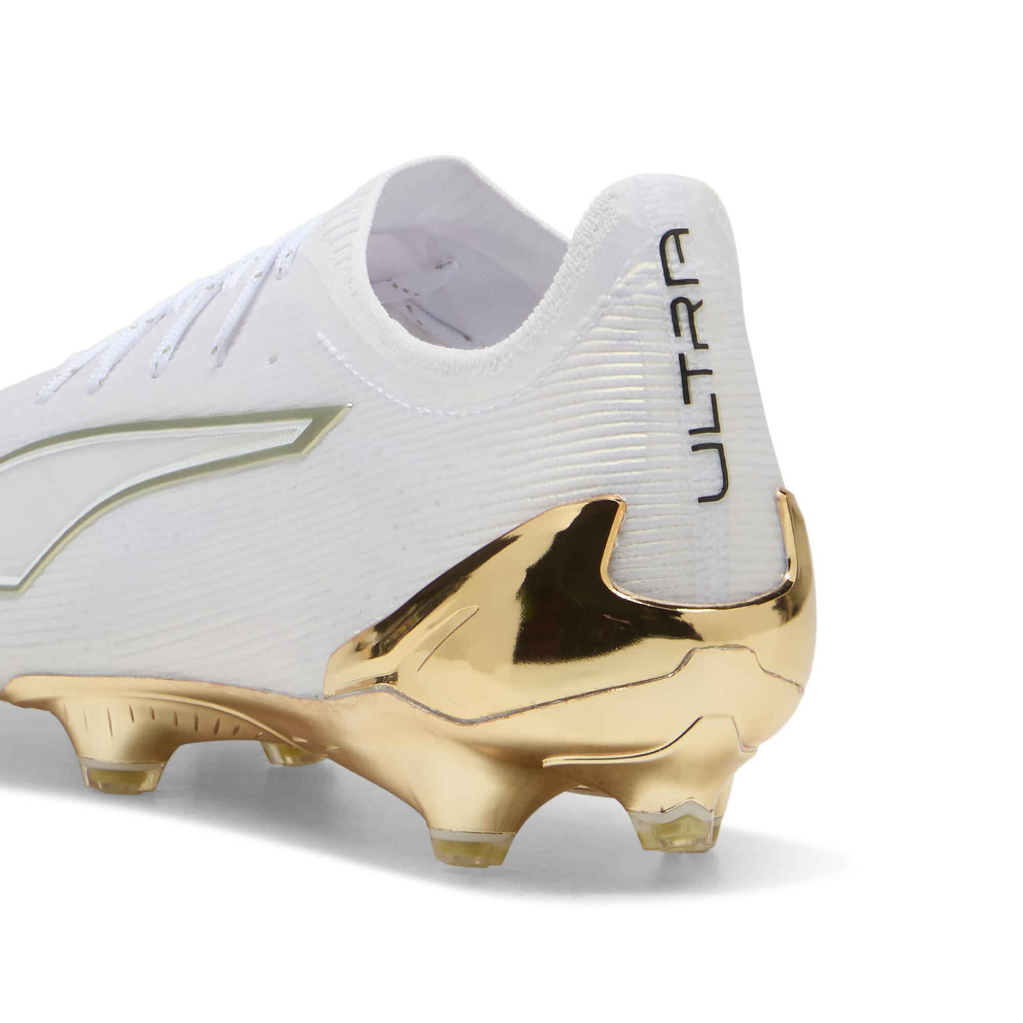 PUMA ULTRA 6 ULTIMATE FG uniseks voetbalschoenen, Zwart/Wit/Goud, Maat 40 thumbnail 5