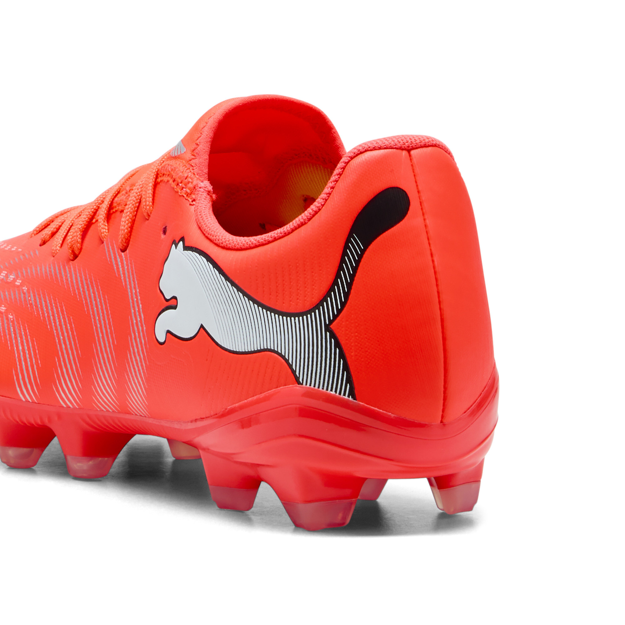 PUMA FUTURE 9 PLAY FG/AG voetbalschoenen voor Dames, Zwart/Rood/Wit, Maat 35,5 thumbnail 5