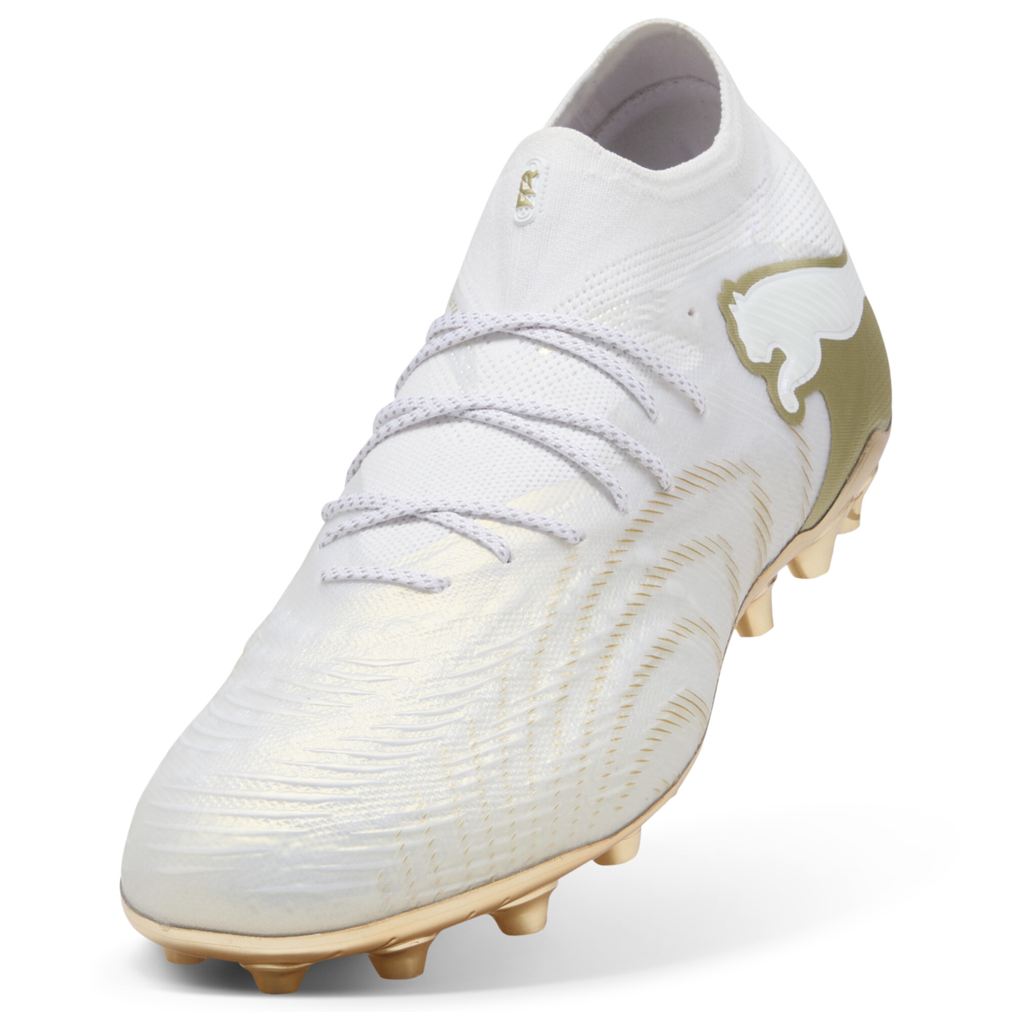 PUMA FUTURE 9 ULTIMATE MG uniseks voetbalschoenen, Zwart/Wit/Goud, Maat 46,5 thumbnail 2
