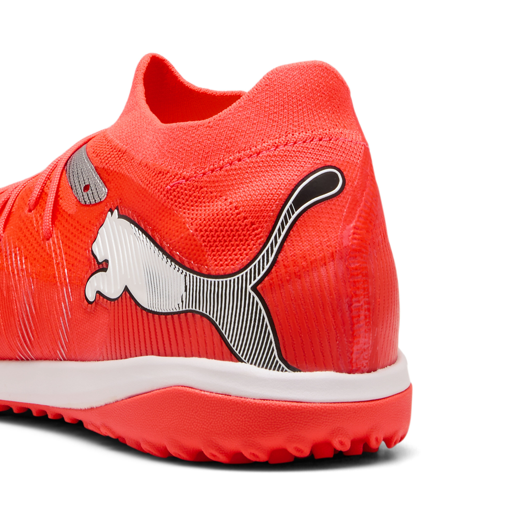 PUMA FUTURE 9 MATCH TT uniseks voetbalschoenen, Zwart/Rood/Wit, Maat 42 thumbnail 5