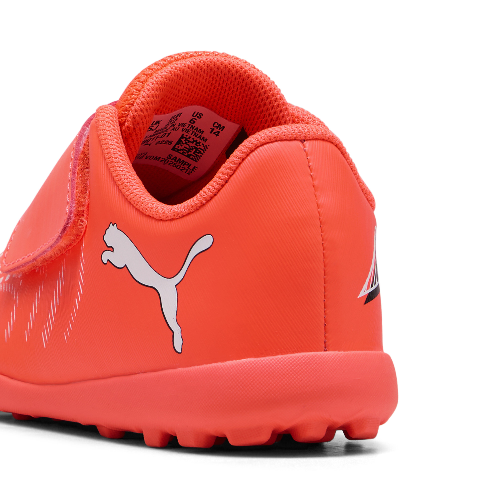 PUMA FUTURE 9 PLAY TT voetbalschoenen, Zwart/Rood/Wit, Maat 20 thumbnail 5