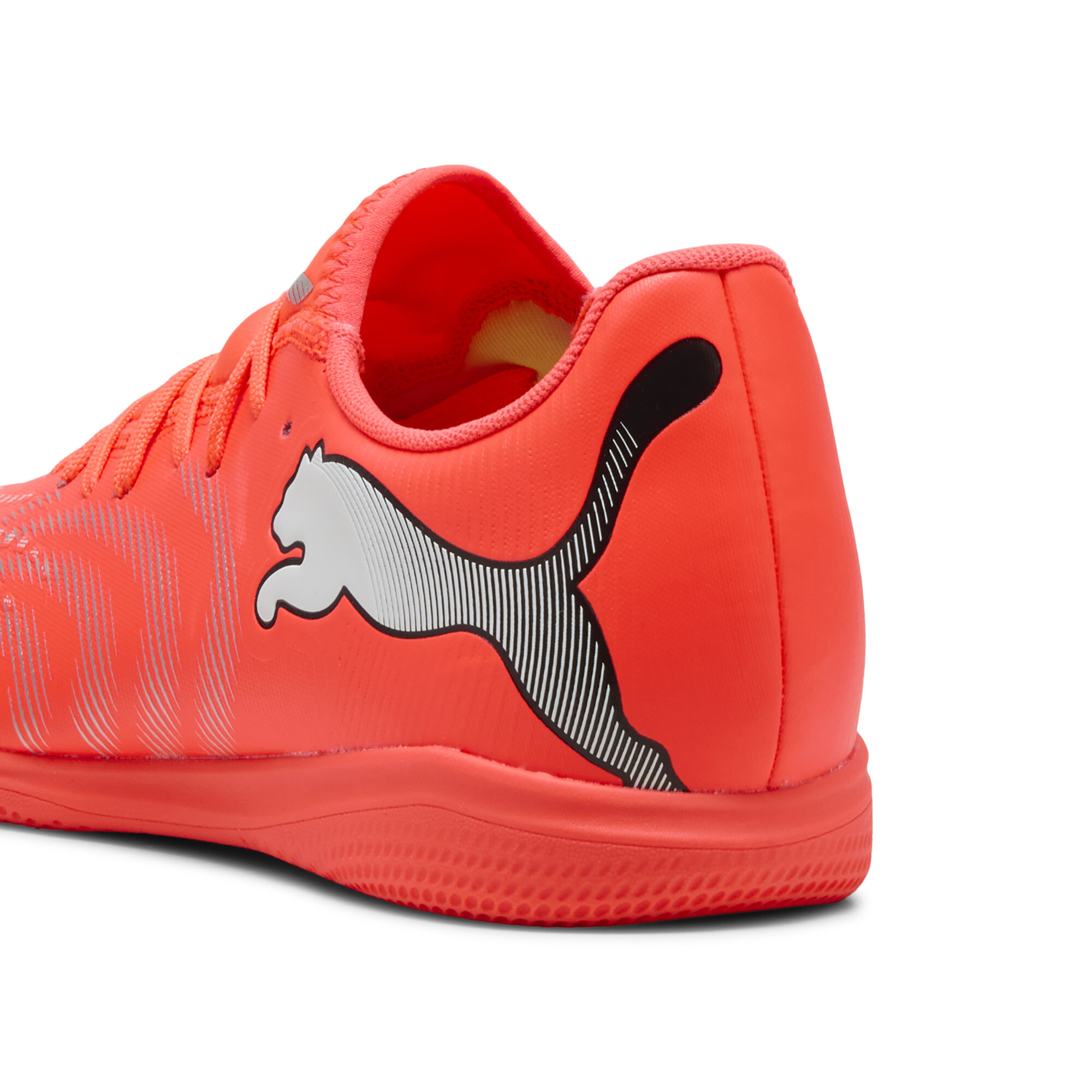 PUMA FUTURE 9 PLAY Indoor uniseks voetbalschoenen, Zwart/Rood/Wit, Maat 38 thumbnail 5